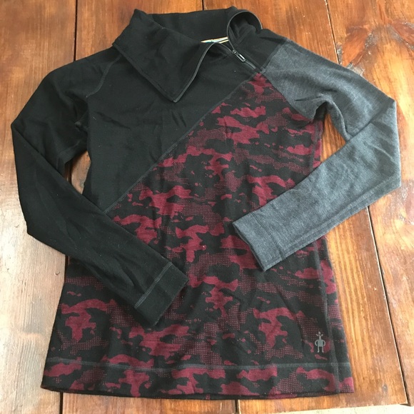 Smartwool Sweaters - Smartwool 250 women’s side zip top base layer S